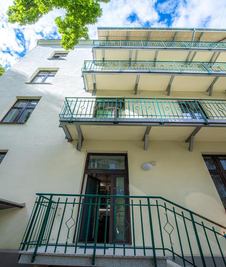 Apartament Ex Libris Cracovie Extérieur photo